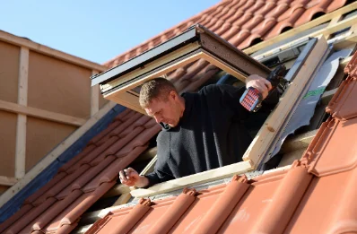 Pose de fenêtres de toit Velux à Navenne